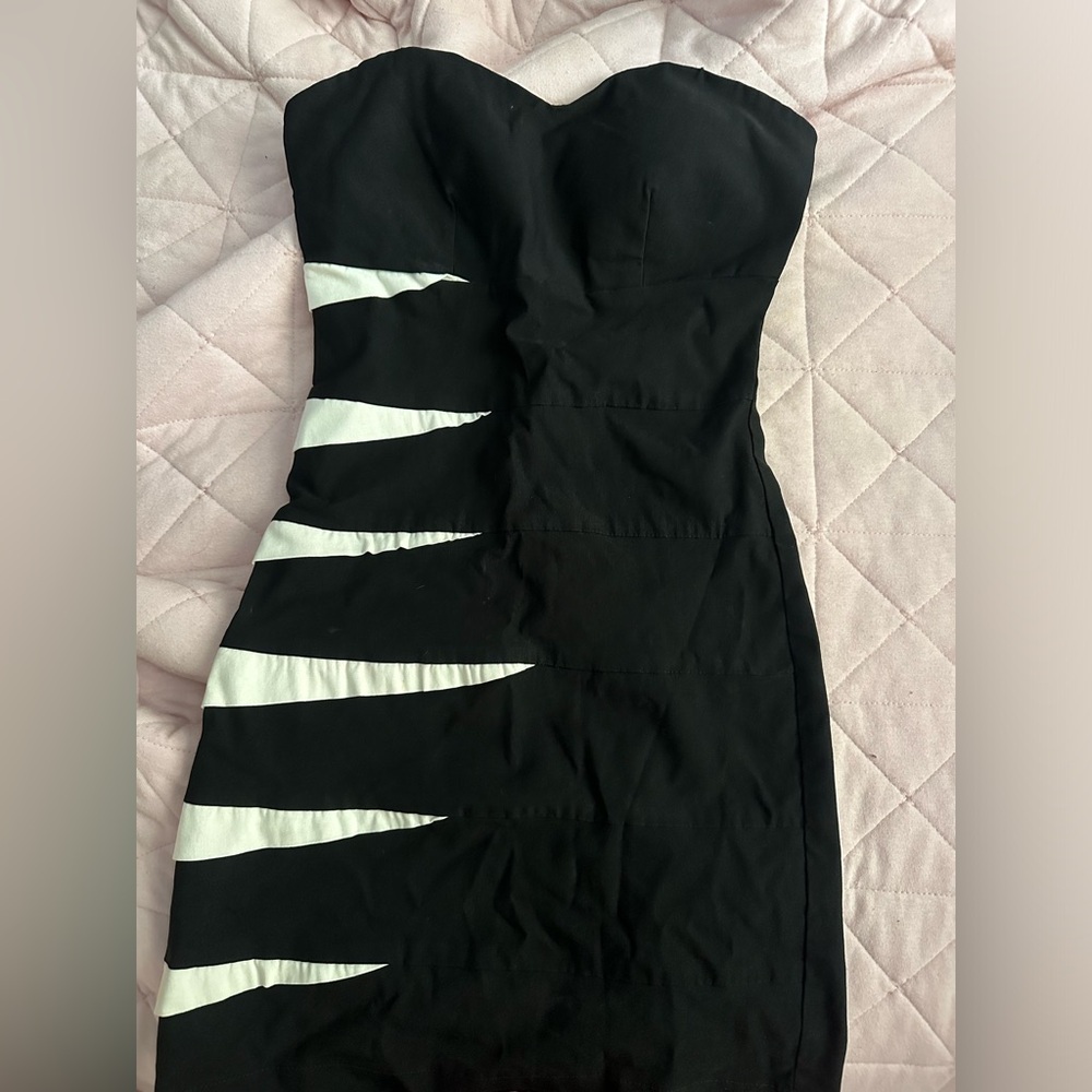 strapless dress (gossip girl inspired)